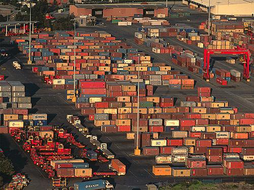 large-container-yard